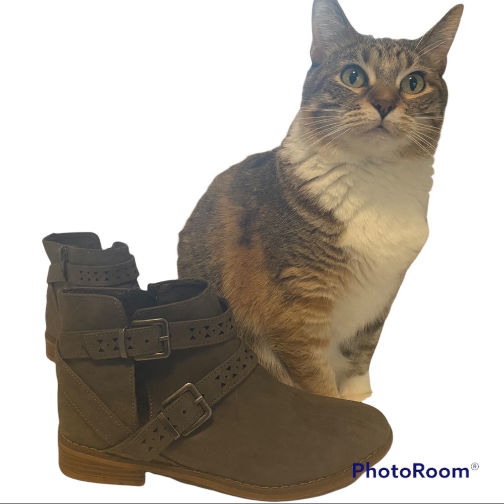 Rocket Dog Grey ankle boots SZ 8